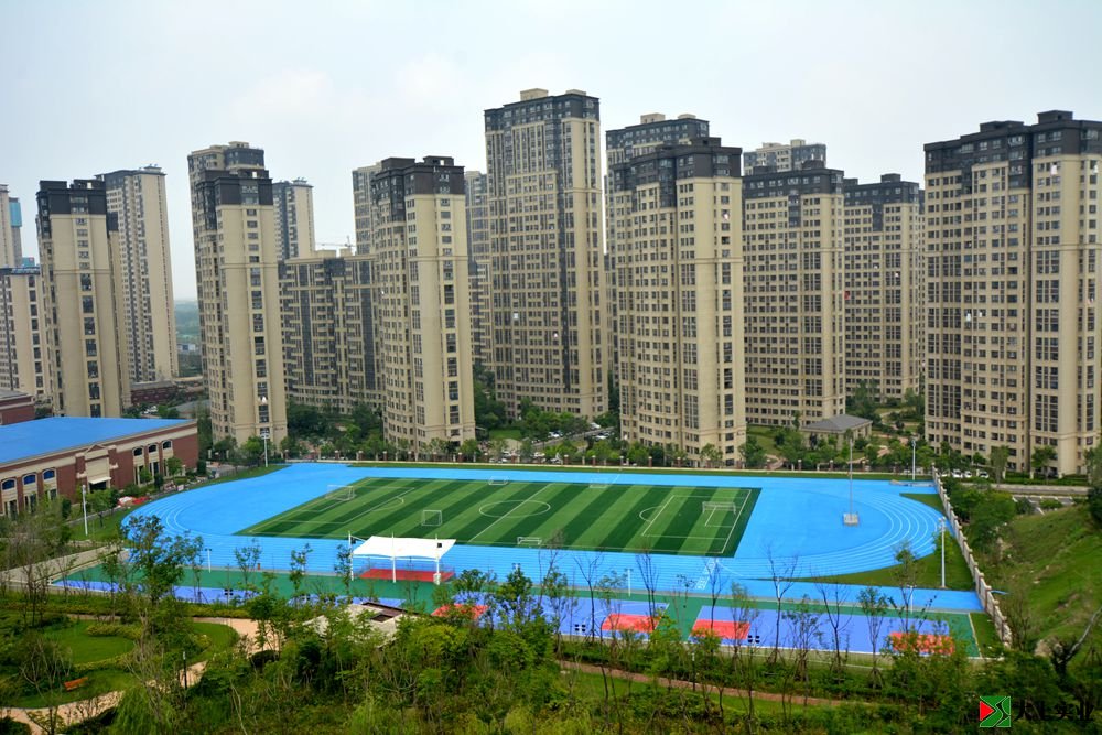 萬科城民主小學校區(qū)藍色操場