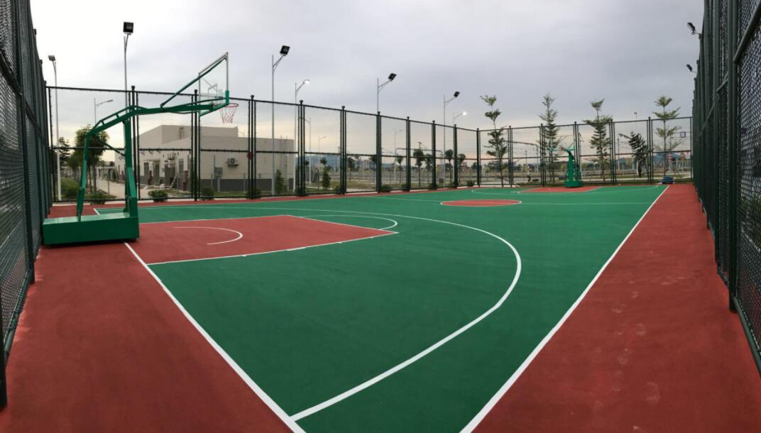 籃球場地鋪設成本，籃球場地面建設費用